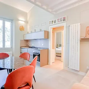Alighieri Boutique Apartment Florence